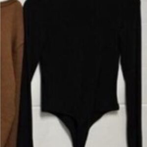 Aritzia (Wilfred)  black V-neck bodysuit